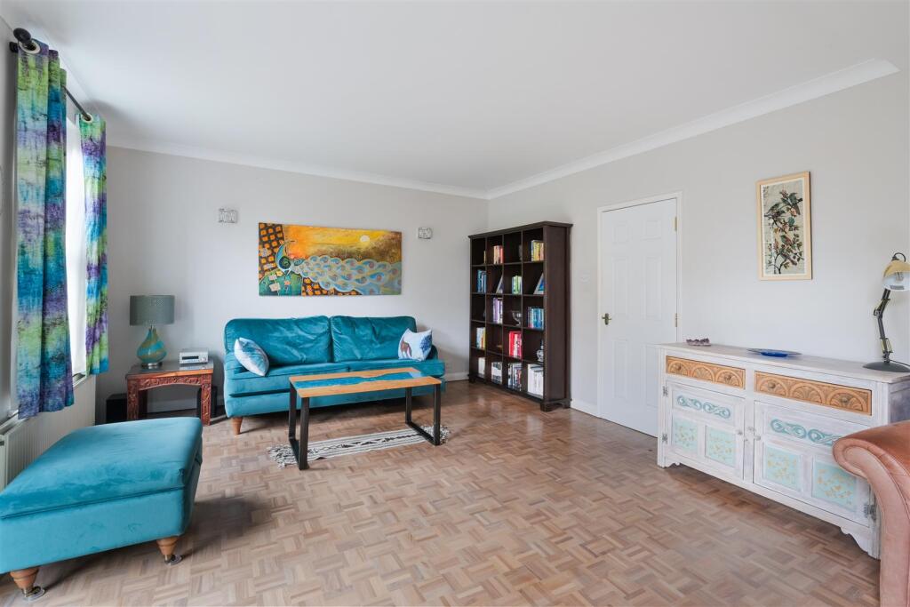 DORKING ROAD (18).jpg