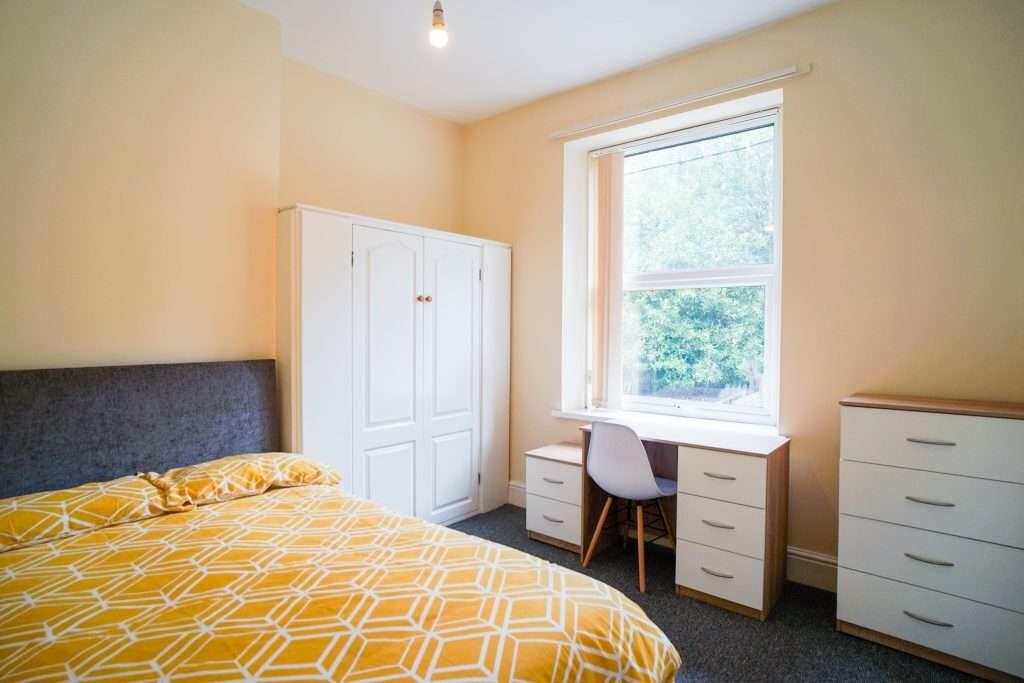 94_Harcourt_Road