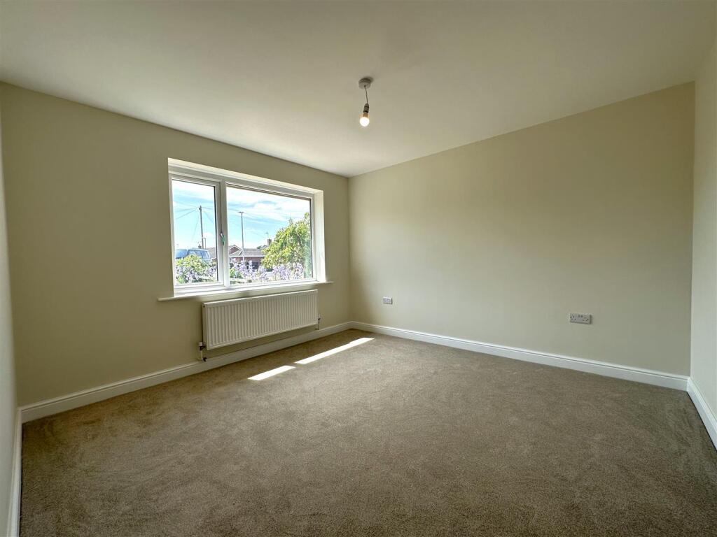 Master Bedroom 681