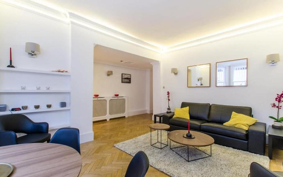 2 montagu court 4 02.09.png