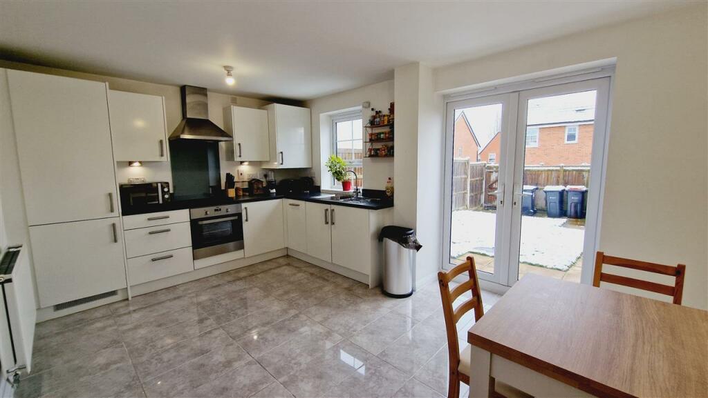 Kitchen / Diner