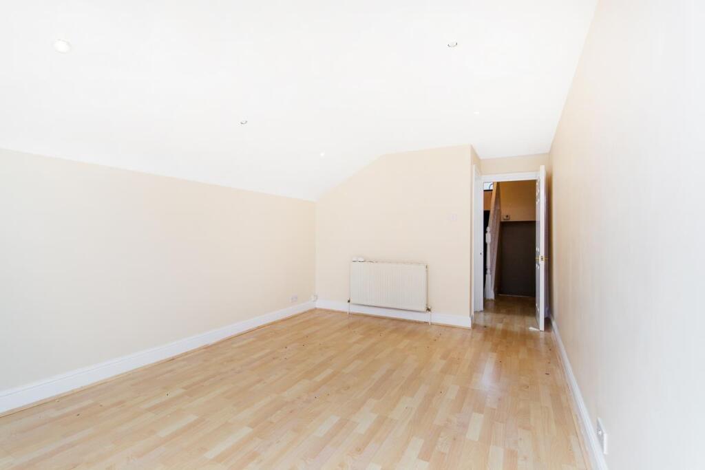 97c Peak Hill, SE26 4NS-3.jpg