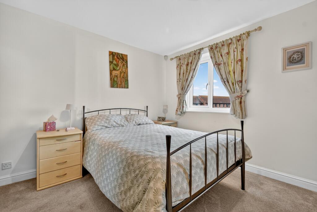 Bedroom 1 (1)