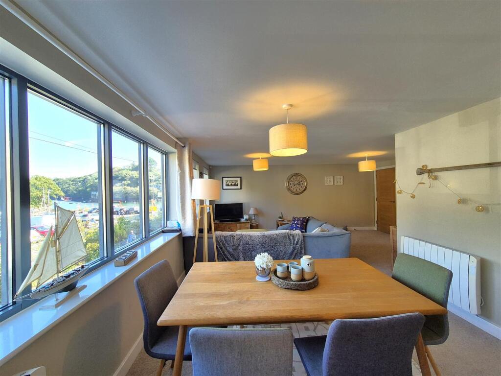 Living area.