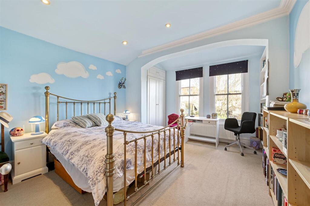 8b Spencer Hill,38.jpg