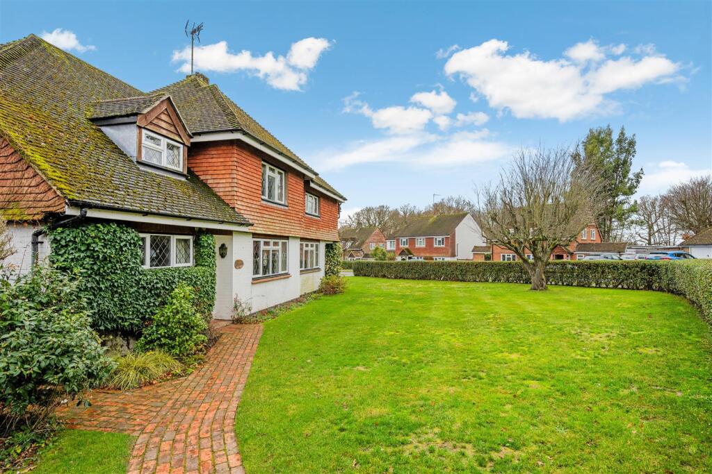 LAGHAM PARK (20 FROM 34)-2.jpg