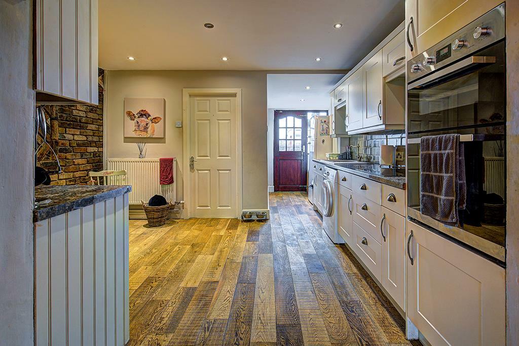 616 chorley rd blackrod bl5 3nu-13.jpg