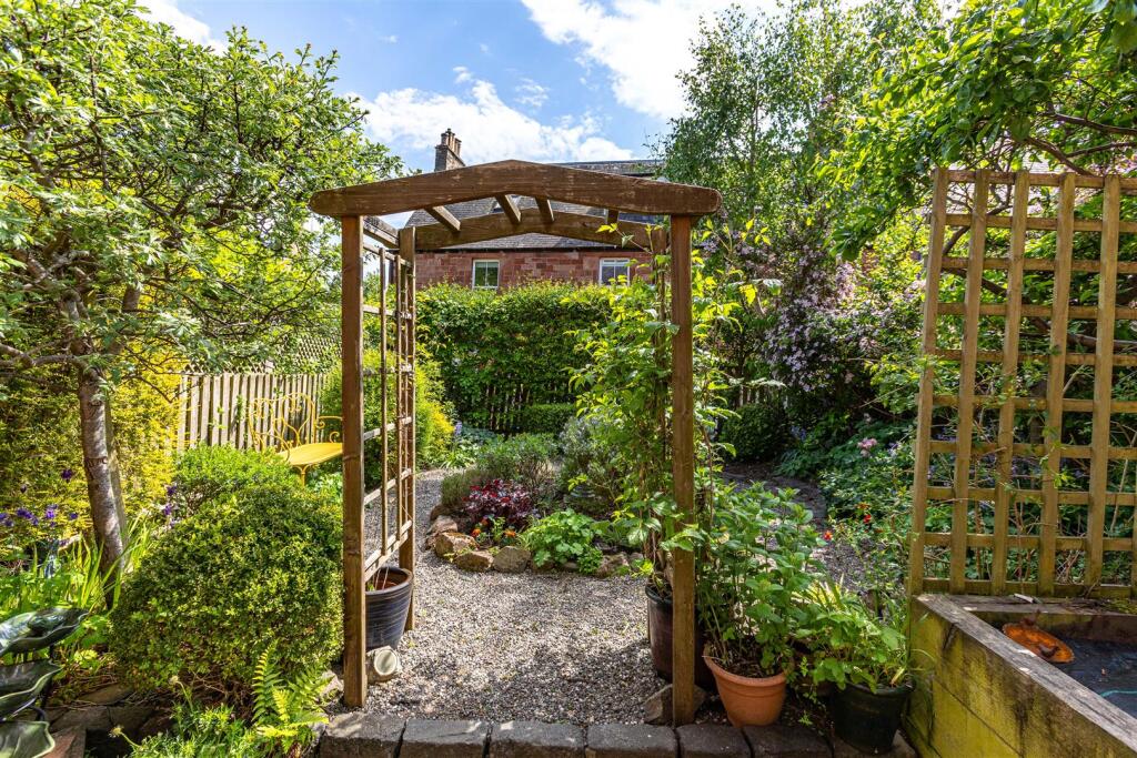 1 Ashley Cottages Newtown 29.JPG