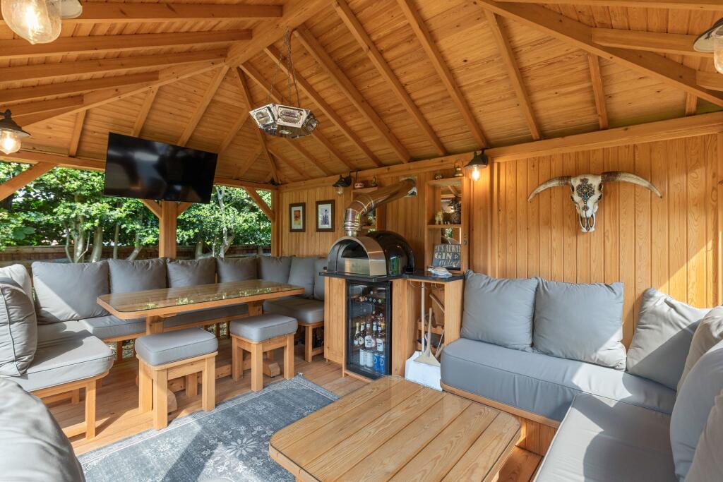 Garden room