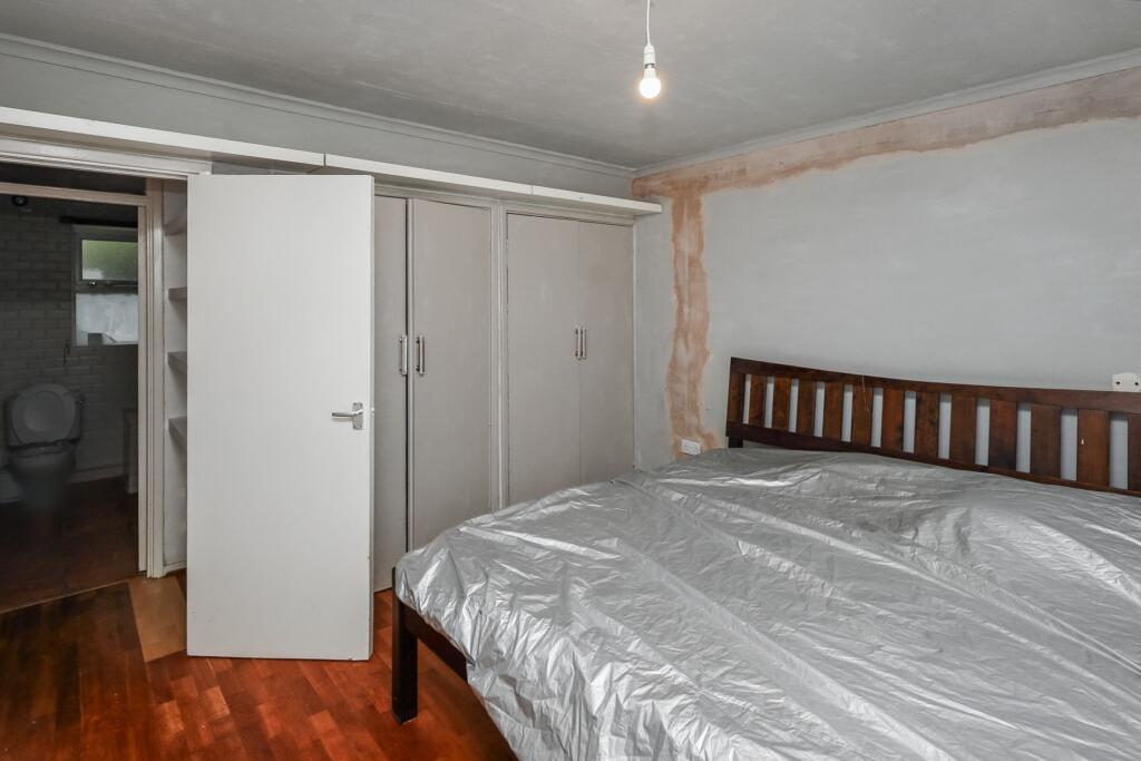 11 Langdon Court, Harlesden, London NW10 8SP