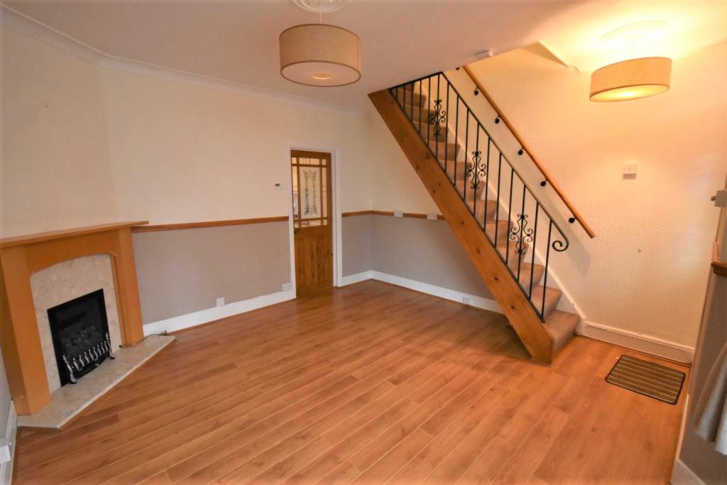SITTING ROOM.jpg