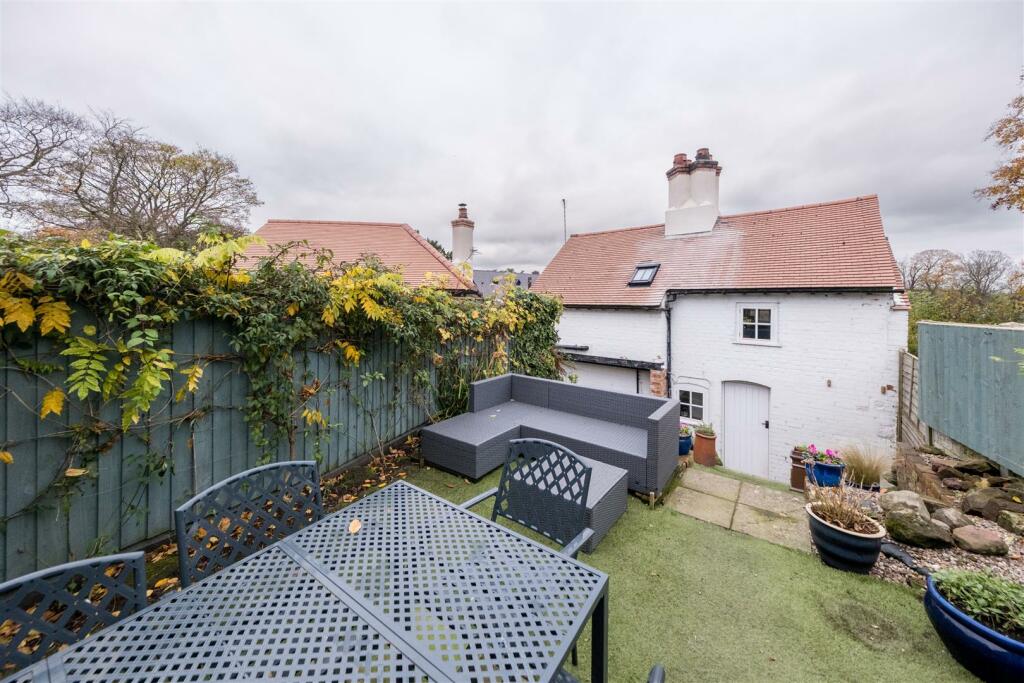 West Cottage-026.jpg