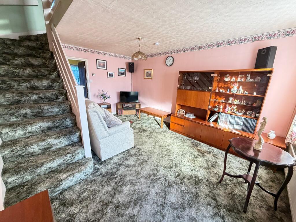 Willowmead, Staines-upon-Thames, TW18