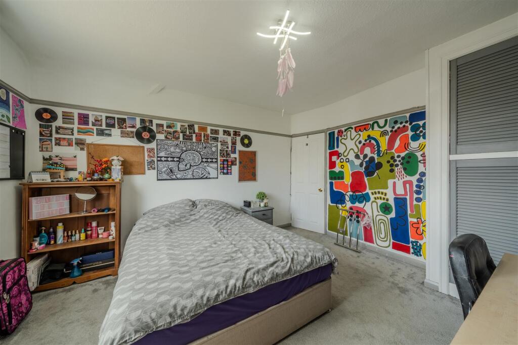 19 Lyneholmes Rise-118.jpg