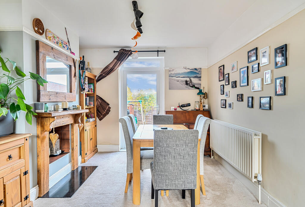 1376873-10-6911f5...