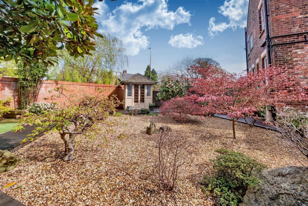 Gardens.jpg