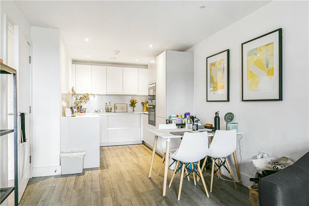 Kitchen/Reception