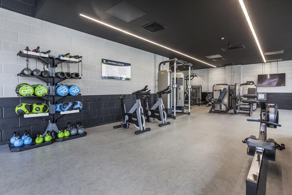 Communal Gym (2)