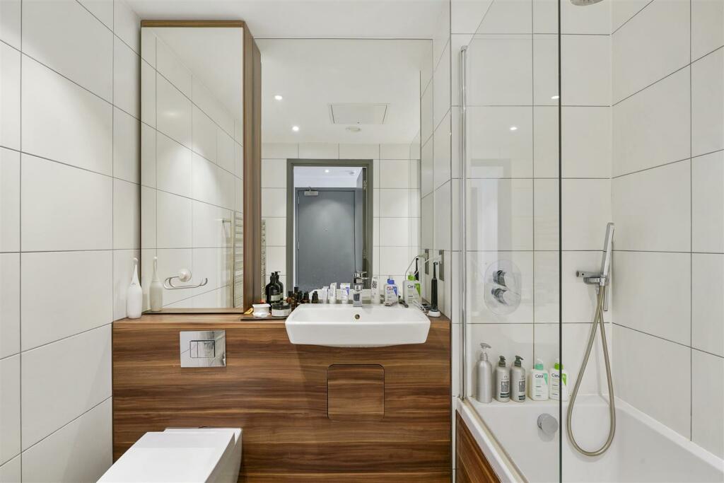 Flat 8, 11 Canalside Square - yT6QmPIKZZagxf563b6s