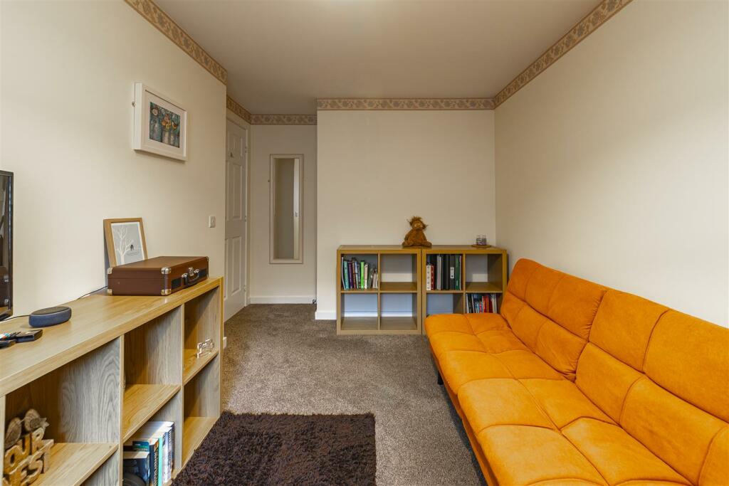52 Knoll Park Drive Galashiels 43.JPG