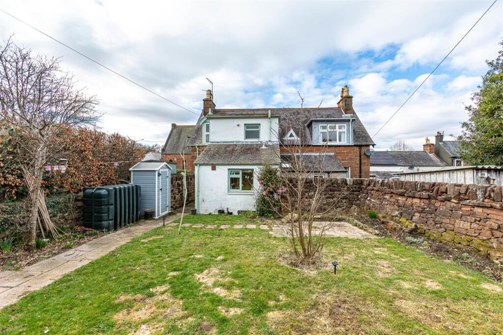 2 Alpine Crescent Thornhill 42.JPG
