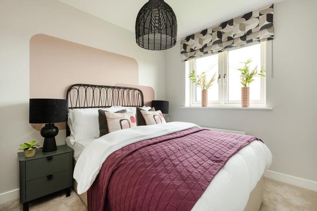 Another spacious double bedroom