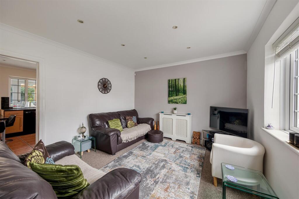 Malvern Avenue E4