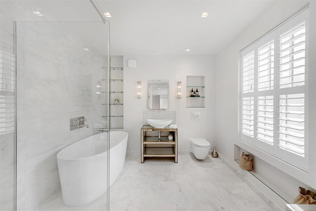 37 Lower Belgrave Street Hi-18.jpg