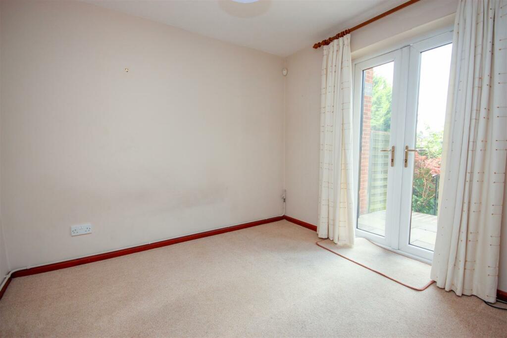 Bedroom 2.jpg