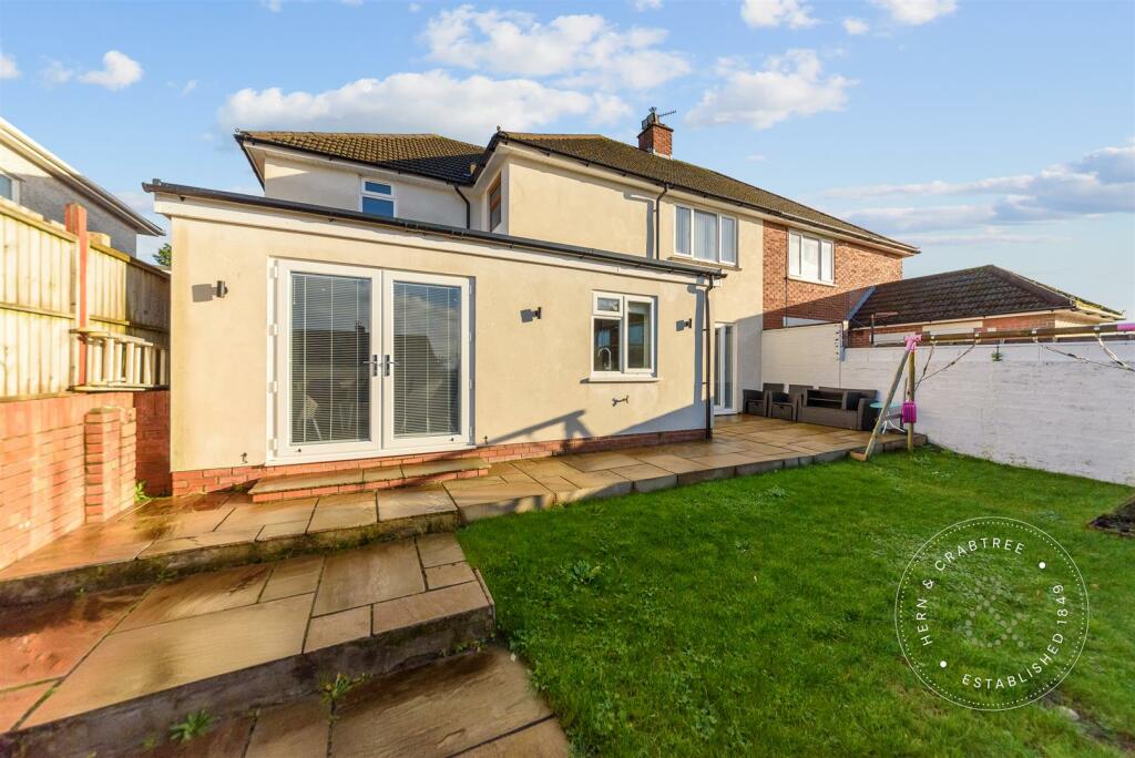 Elgar- Crescent-27.jpg