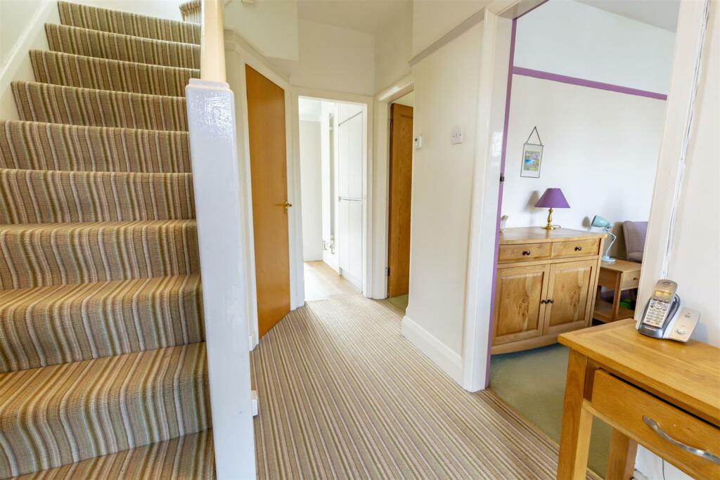 Hallway (5)-HDR copy.jpg