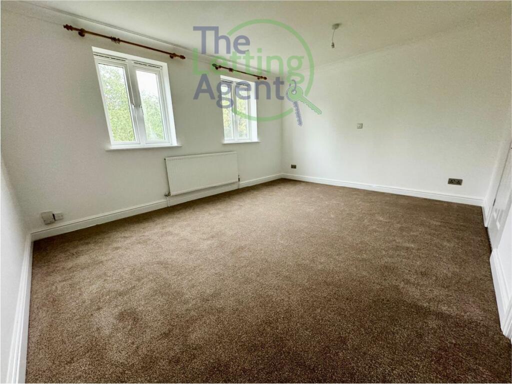 1st Double Bedroom