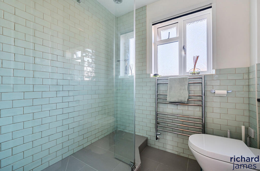 2cc6cfb51db7463f95ad51ac68521b44