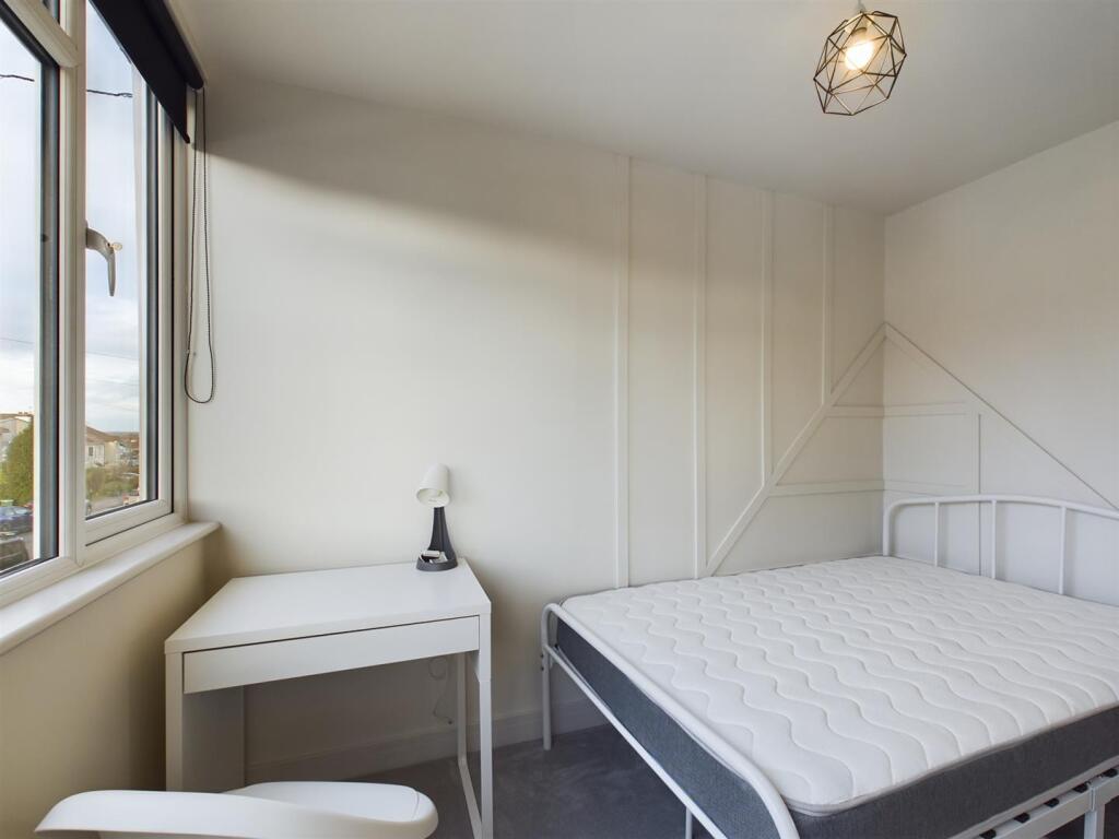 CAM03255G0-PR0012-STILL009_alt.jpg