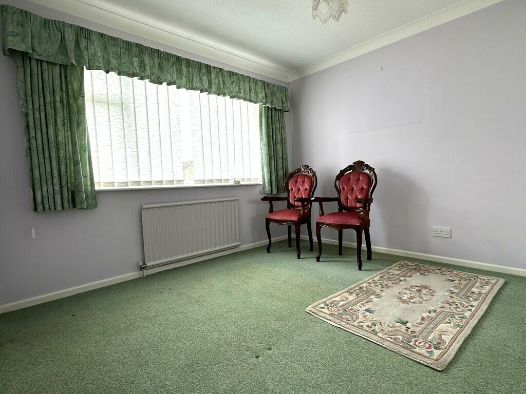 Bed 2.JPG