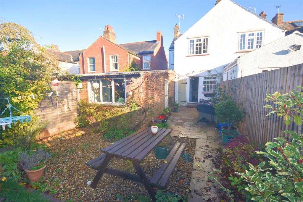 Rear Garden.jpg