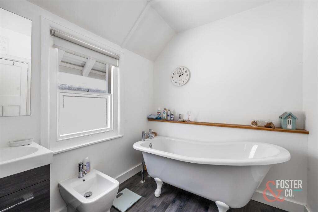 Raphael Road, 29-006.jpg