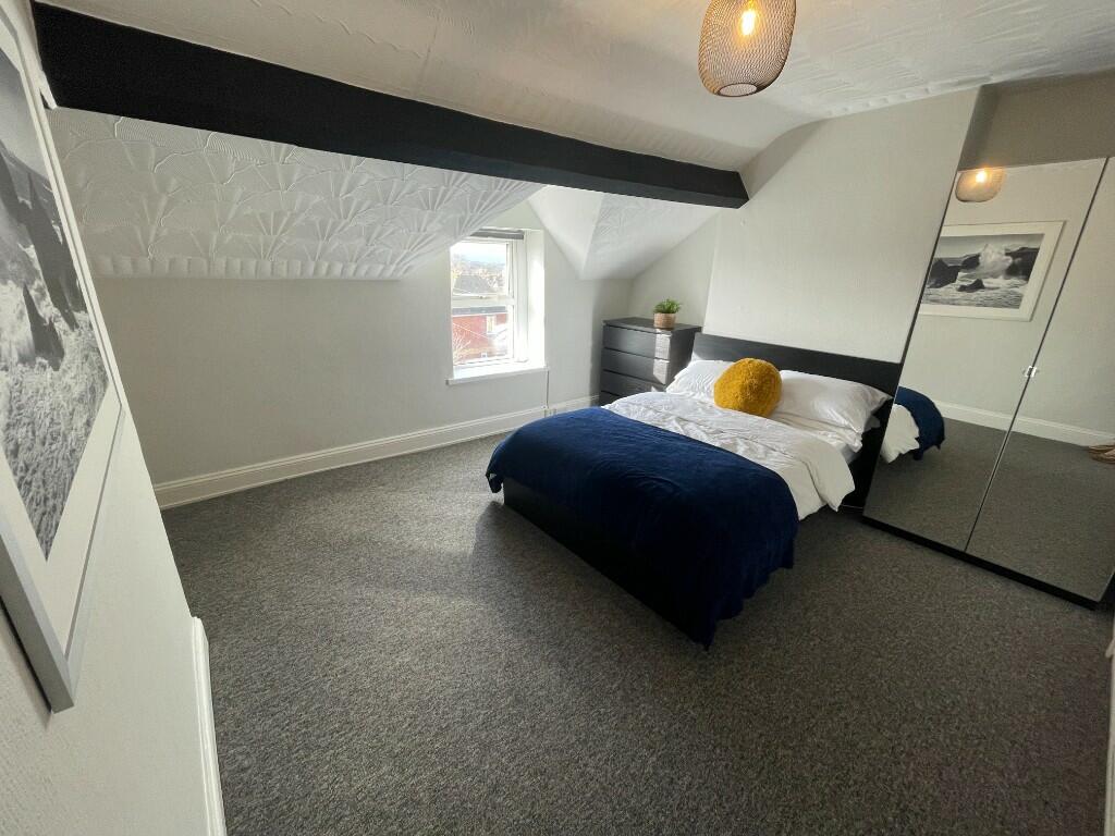 Couple's Room