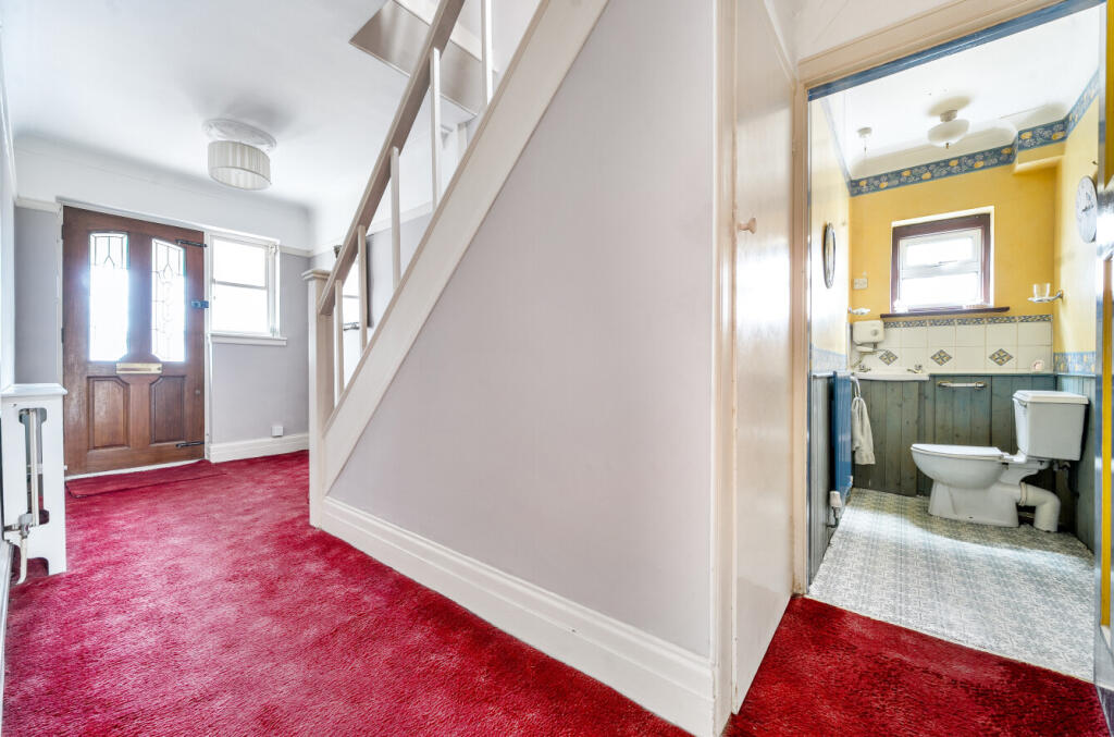 1299369-39-6835f8...