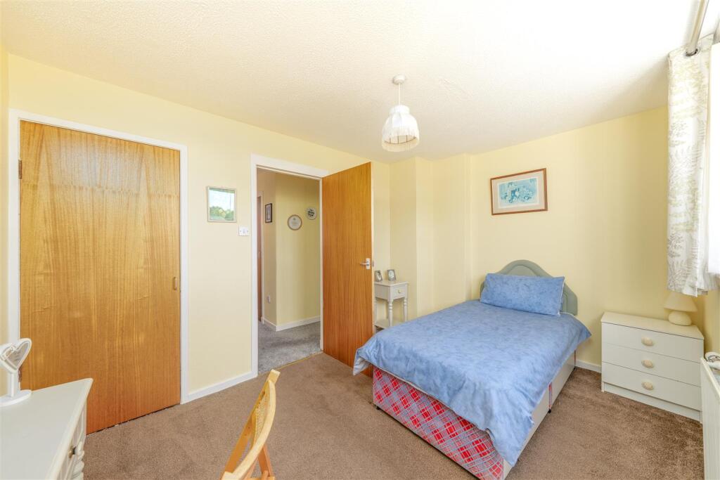 19_inchmead_drive-09.jpg