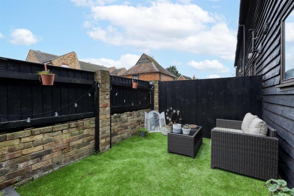 5 The Old Granary-9.jpg