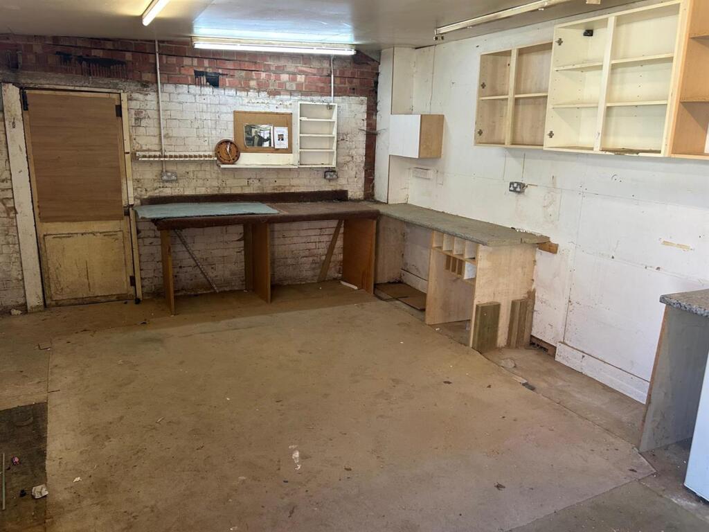 WhatsApp Image 2025-03-06 at 14.05.14_9f3b5d1e.jpg