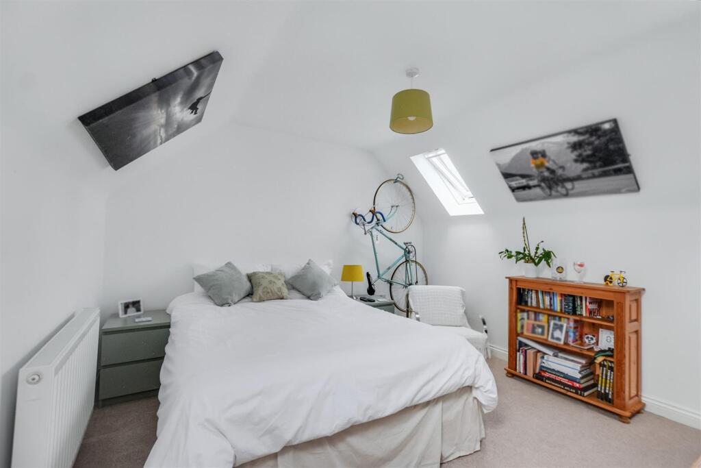 Bedroom 5_2.jpeg