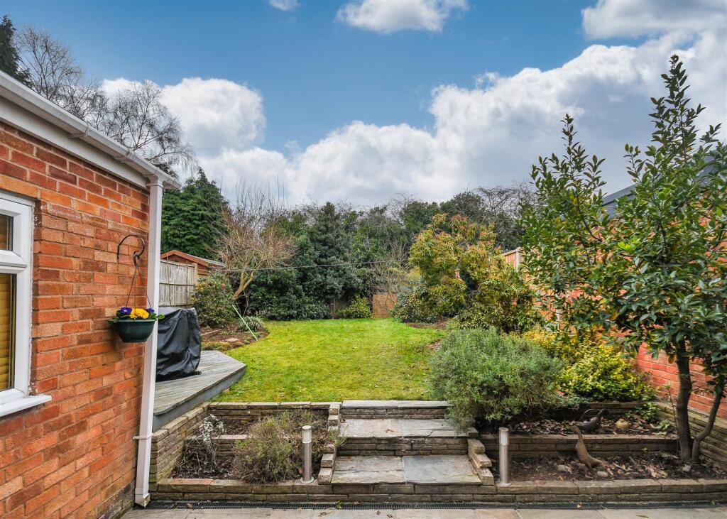 48 Millfields Way-External (3).jpg