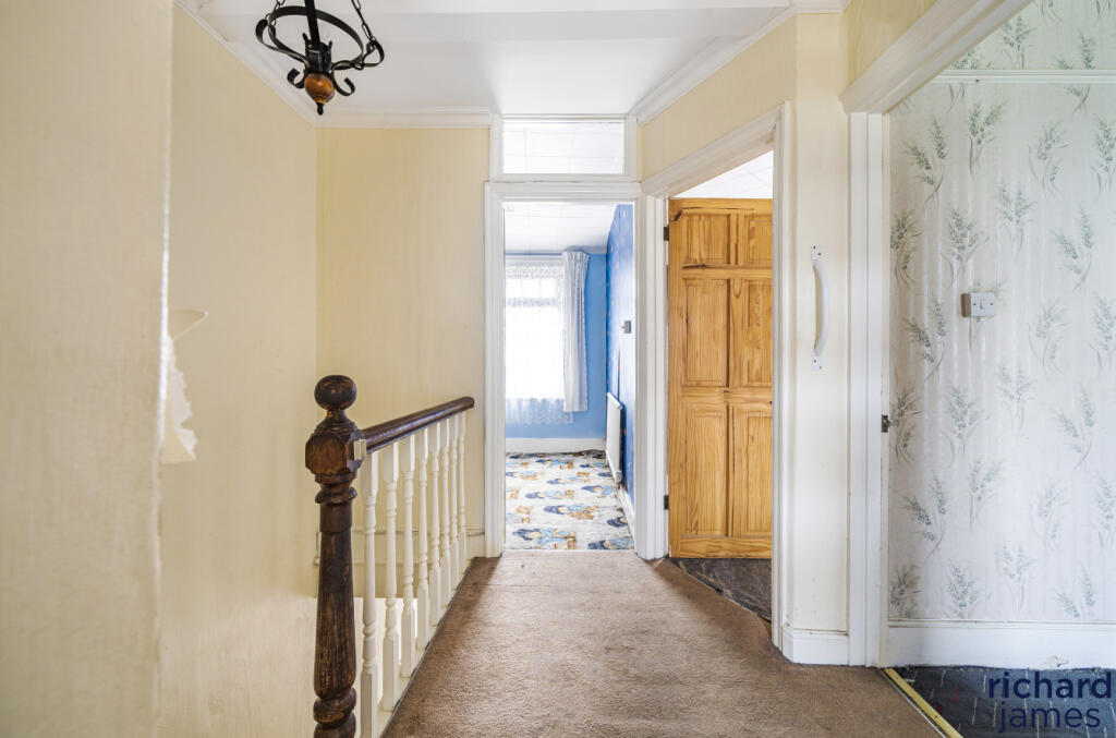 6a29b5dd-3fd9-43a...