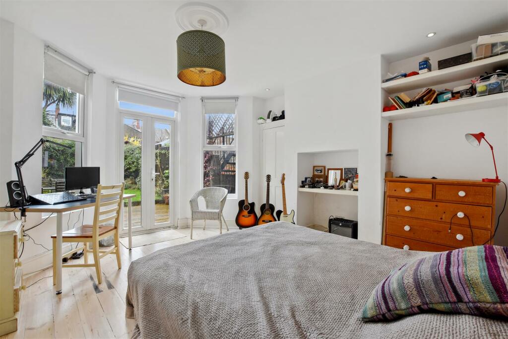 04-42bfGCWT - GFF 14 Radcliffe Ave - Bedroom 3 -Or