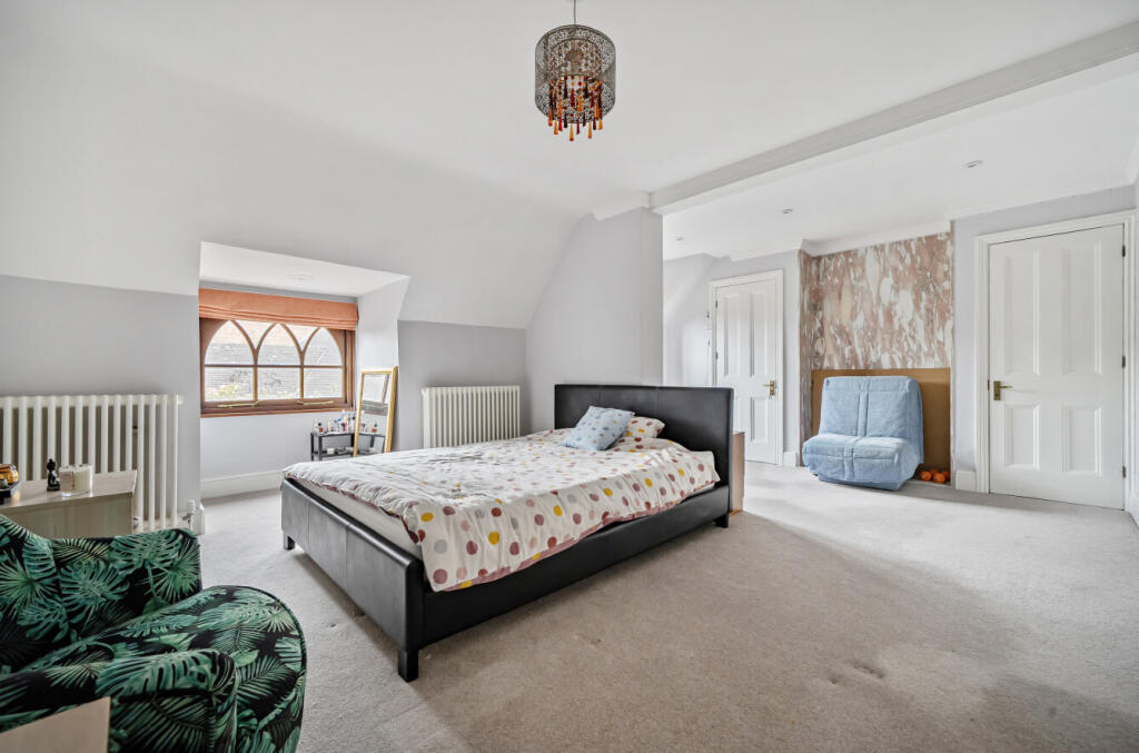 1374670-11-690e22...