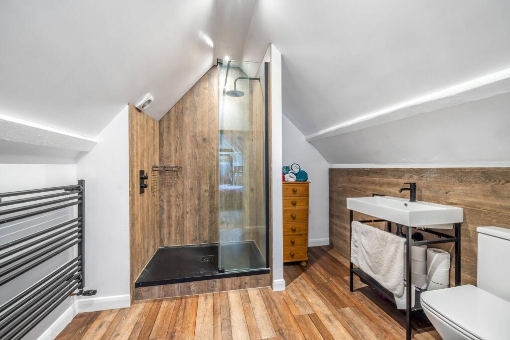 Top Floor Showerroom