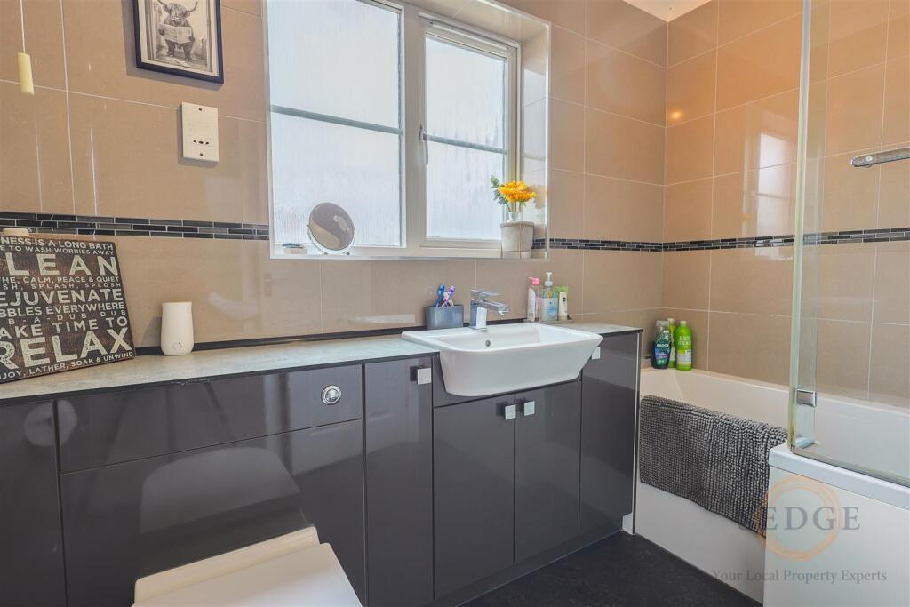 44 edgefield-01.jpg