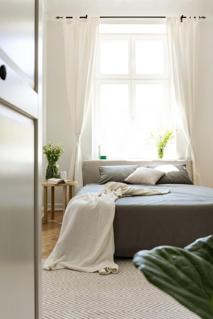 vertical-view-into-a-sunny-harmony-bedroom-interio